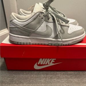 Women Nike Dunks